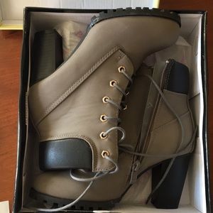 Brand new booties 5.5